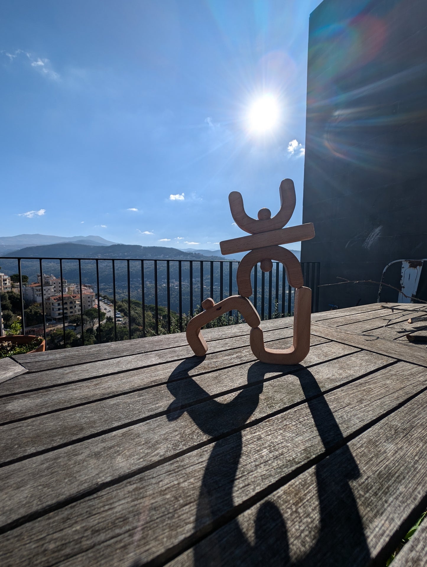 Lebanon . لبنان